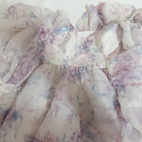 Selkie the ribbon dancer gown - Picture 8 of 9